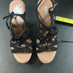 Mossimo Black Strappy cork wedge sandals size 9.5
